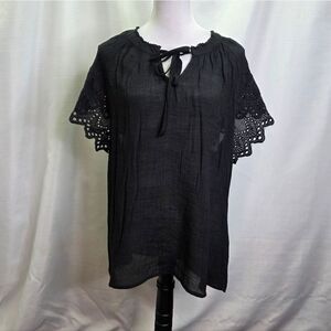 Mackenzie & James Black Crochet Lightweight Blouse Size 2X